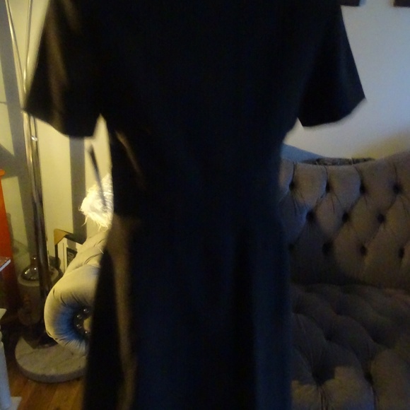 NWT KARL LAGERFELD BLACK ZIP UP THE FRONT DRESS - Picture 2 of 3